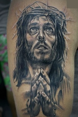 Jesus Praying Tattoo Design Picture