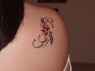 Easy Tattoo Design for Women Picture