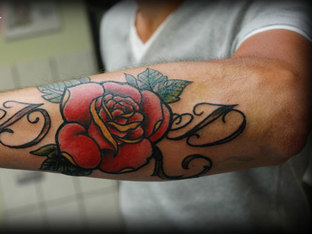 Rose Tattoo Design on Arm Picture