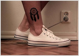 Dreamcatcher Tattoo Design on Leg Picture