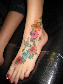 Feet Tattoo Design for Girls Picture