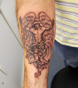 Cool Forearm Tattoo Design Picture