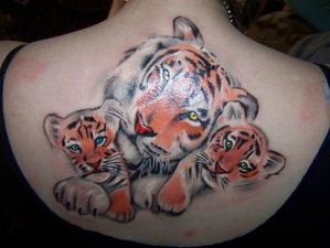 Tiger with Cub Tattoo Design Picture