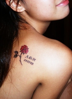 Rose Tattoo Design for Women Picture