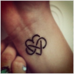 Cool Heart Tattoo Design Picture