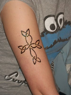 Cross Henna Tattoo Design Picture