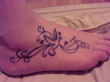 Dove Tattoo Design on Foot Picture