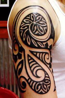 Hawaiian Half Sleeve Tattoo Design Picture