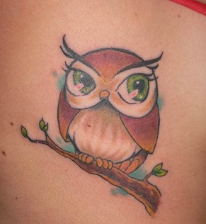 Feminine Owl Tattoo Design Picture
