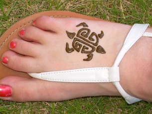 Henna Turtle Tattoo Design Picture